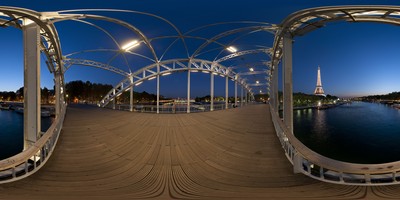 Paris - passerelle Debilly