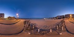 La Baule - plagLe Pouliguen - vélos devant la plage