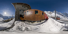 Kleine Scheidegg - Jungfrau : la gare d'Eigergletscher 2/2