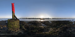 Port La Baule - Le Pouliguen - balise rouge